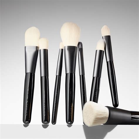 Shop Sustainable Makeup Brushes– Westman Atelier.